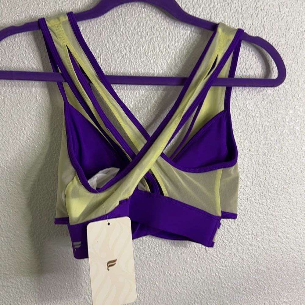 NWT- Fabletics-Faye Medium Impact Sports Bra- Berry Kiss/Lemon Crème-Size XS - Picture 7 of 12